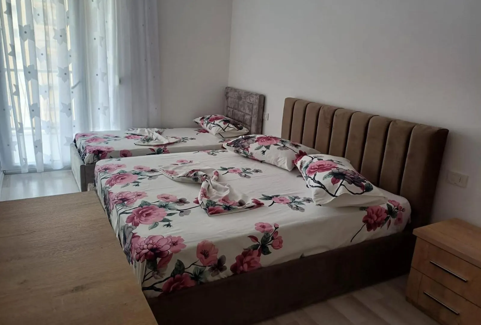 Orlando'S Apartments Lezhe Albania